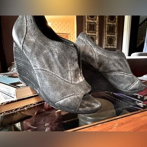 Joes Jeans Cristy Vintage Oil Rubbed Wedge Booties sz 8